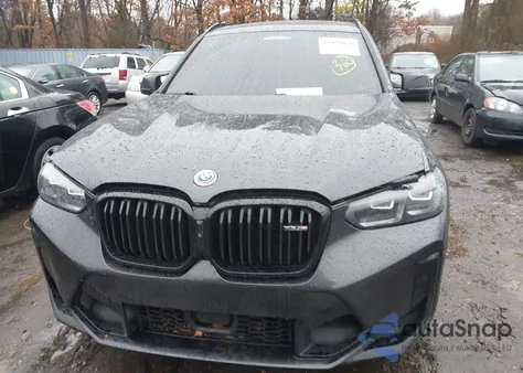 2024 BMW X3 M z USA, uszkodzony, nr VIN 5YM13EC06R9V01625